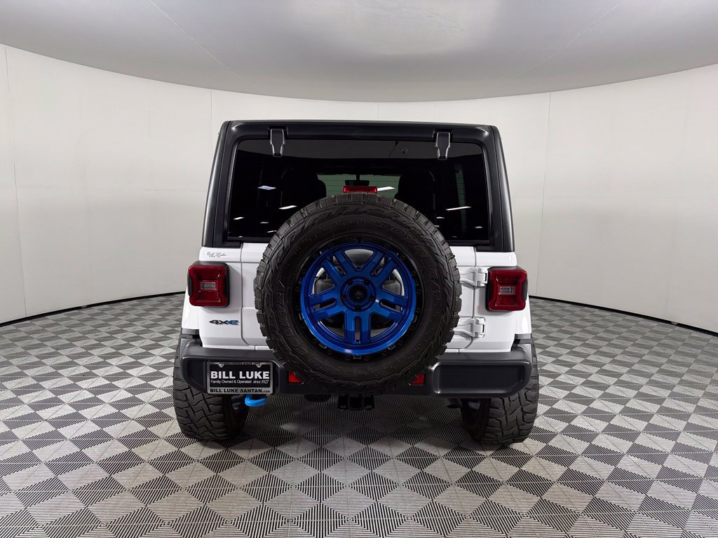 Used 2022 Jeep Wrangler Unlimited Rubicon 4xe w/ Cold Weather Group AWD/4WD image 8