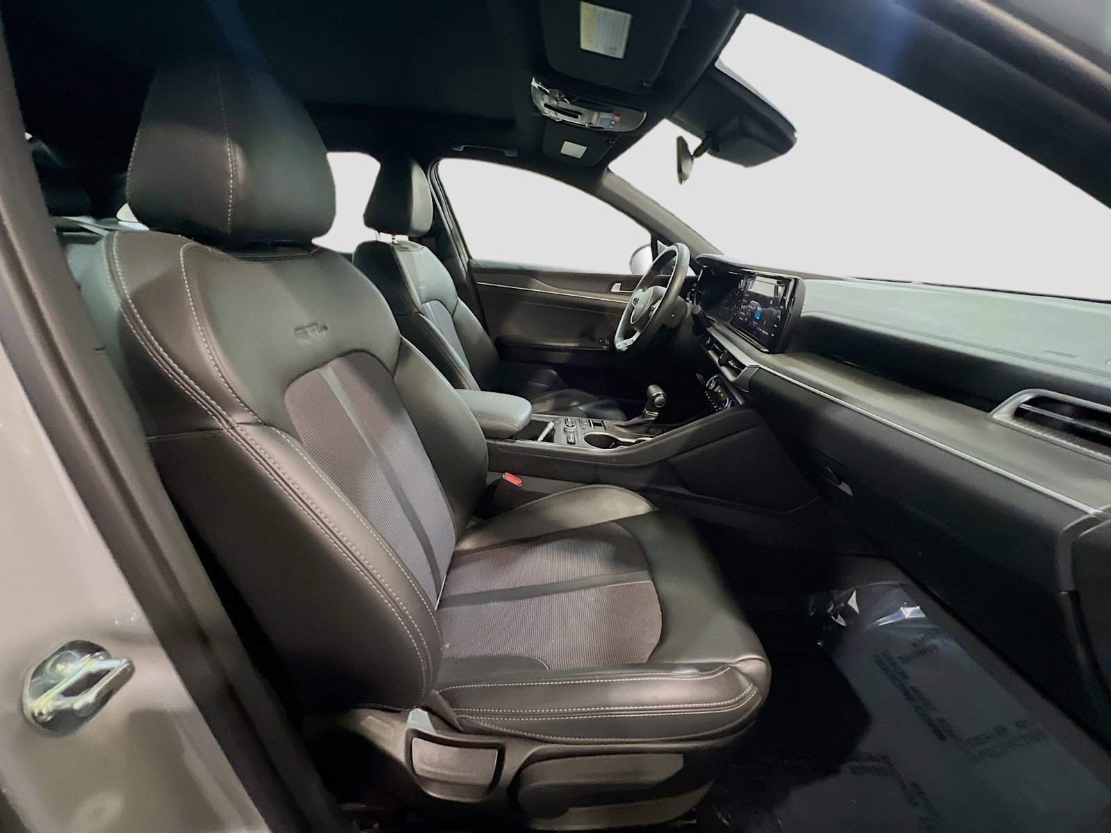 Used 2024 Kia K5 GT-Line image 21