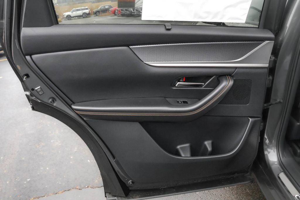 New 2026 MAZDA CX-90 Plug-In Hybrid w/ Premium Plus image 32