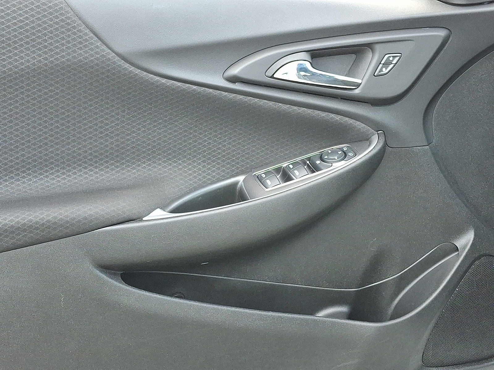 Used 2023 Chevrolet Malibu LT image 13