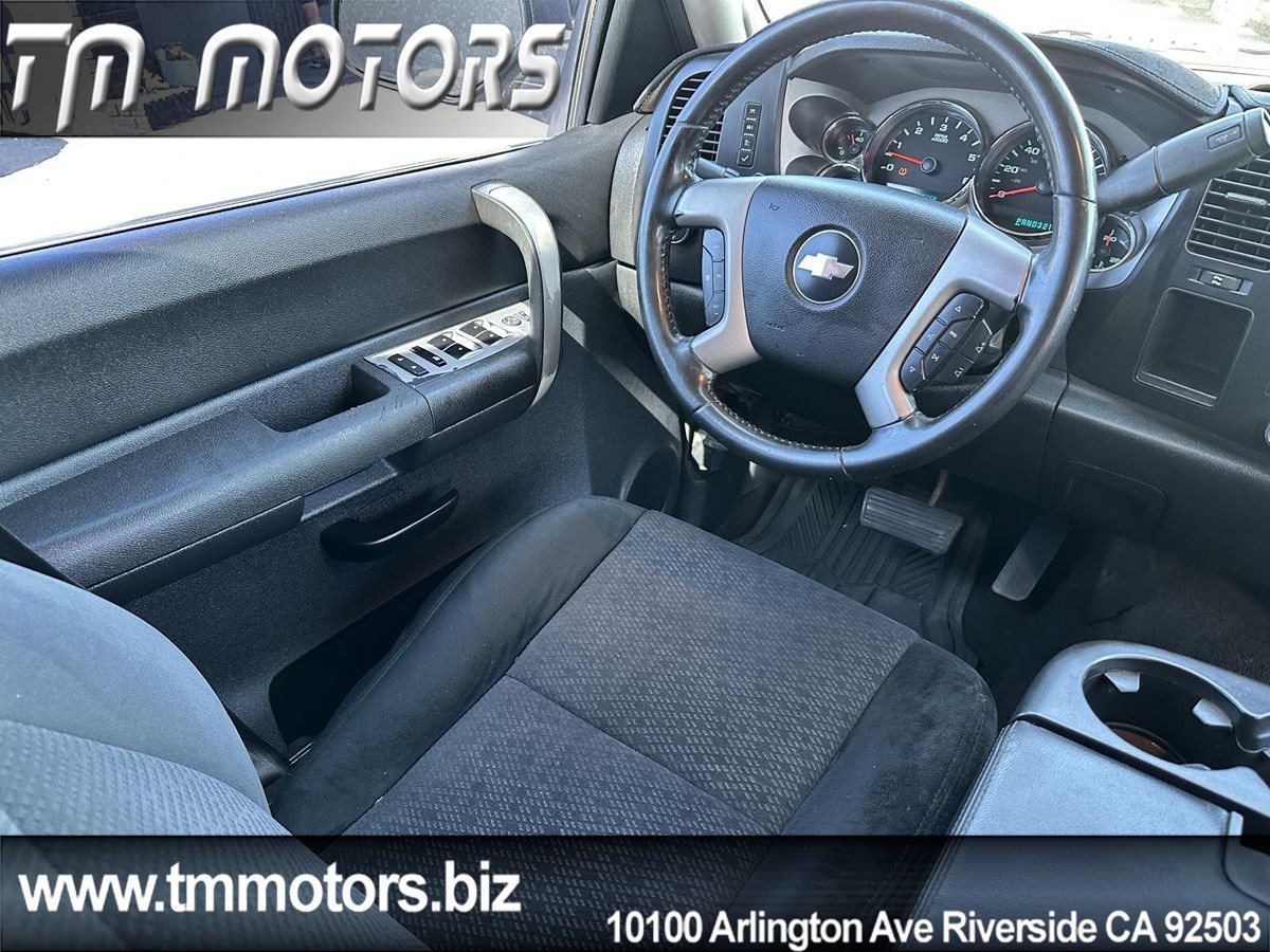 Used 2008 Chevrolet Silverado 1500 LT w/ Max Trailering Pack RWD image 14