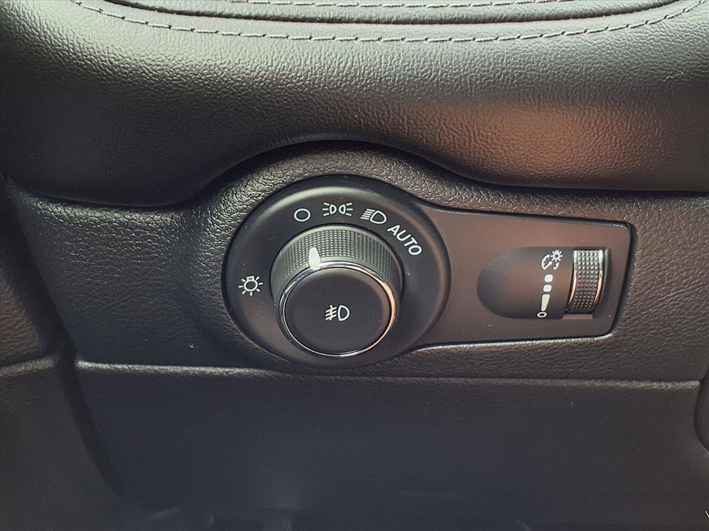 Used 2021 Dodge Durango GT image 11