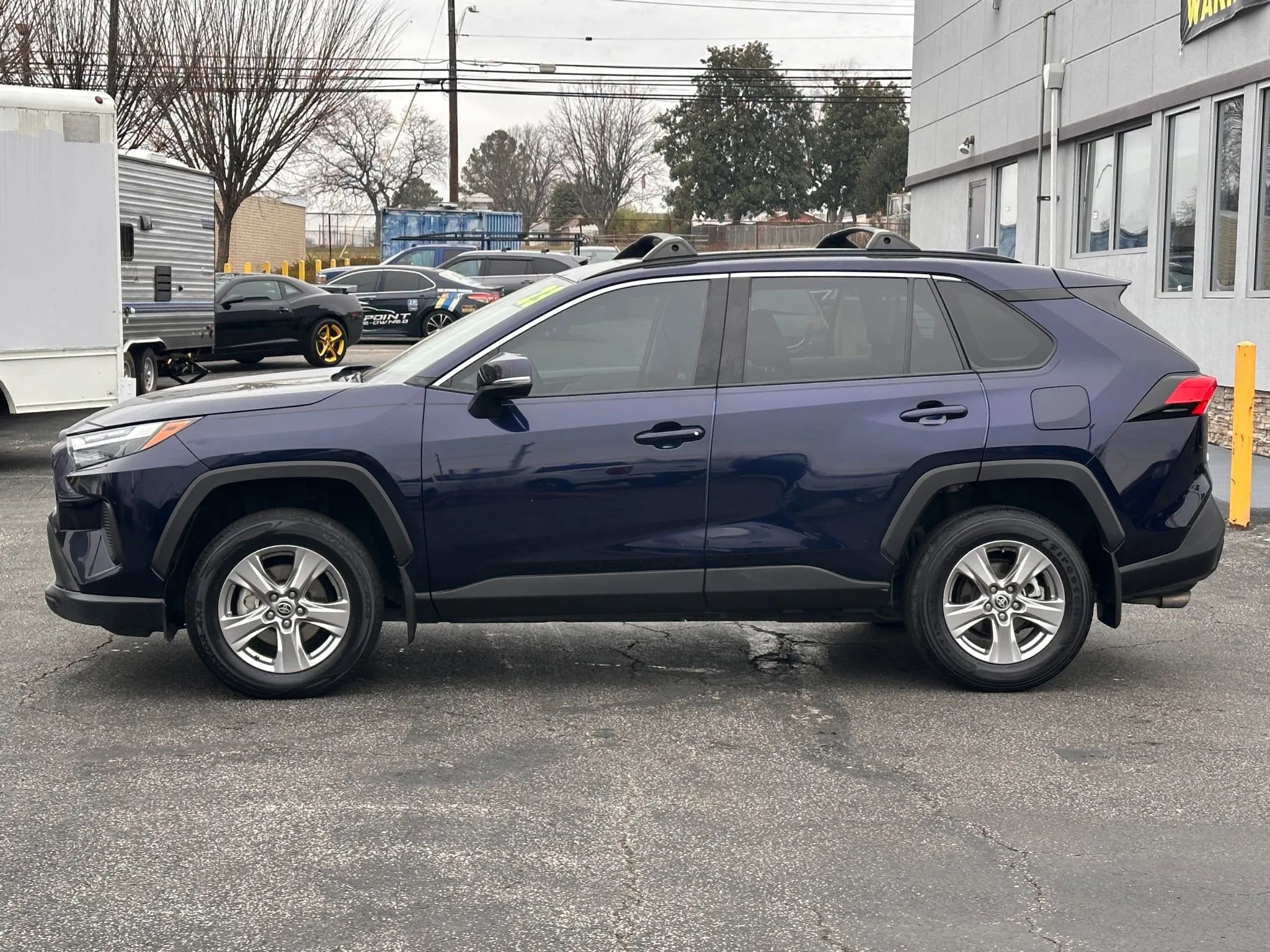 Used 2023 Toyota RAV4 XLE w/ Convenience Package FWD image 8