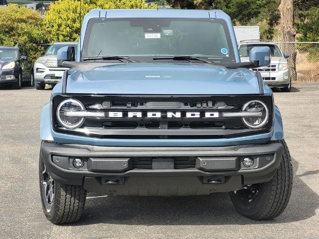 New 2025 Ford Bronco Outer Banks image 2