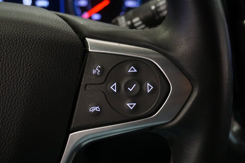 Certified 2023 Chevrolet Traverse LT w/ Rear Camera Mirror Package image 22