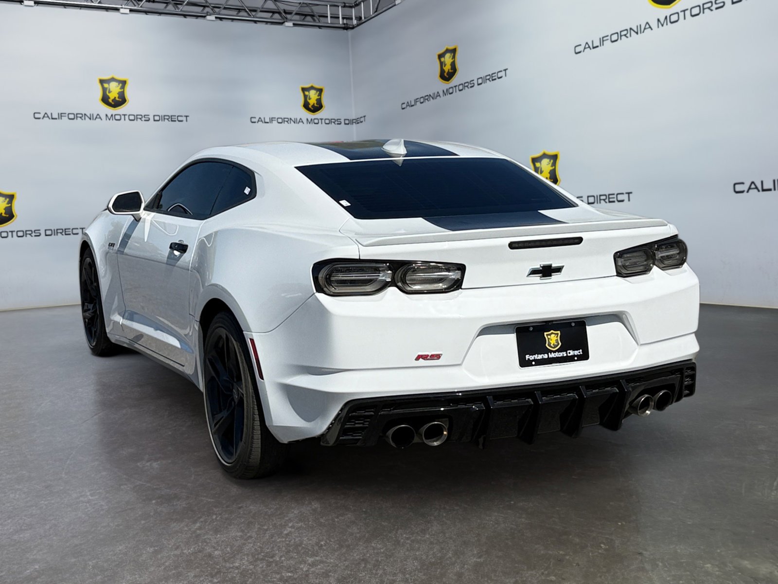 Used 2022 Chevrolet Camaro LT w/ RS Package image 3