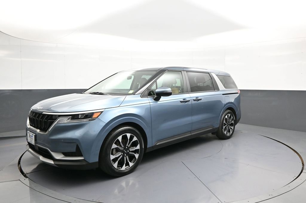 Used 2024 Kia Carnival EX FWD image 10