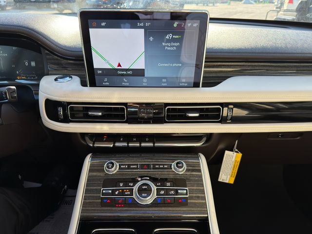 Used 2022 Lincoln Aviator Black Label w/ Dynamic Handling Package image 27