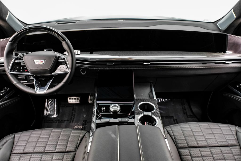 Used 2025 Cadillac Escalade V image 11