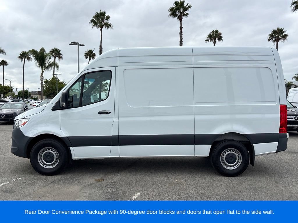 Used 2025 Mercedes-Benz Sprinter 2500 image 8