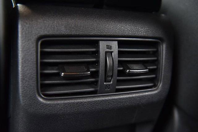 Certified 2025 Nissan Rogue SV image 22