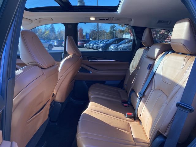 Used 2023 INFINITI QX60 Sensory w/ Cargo Package image 33