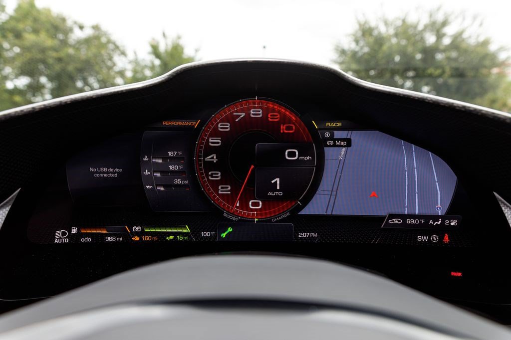 Used 2024 Ferrari 296 GTB RWD image 33