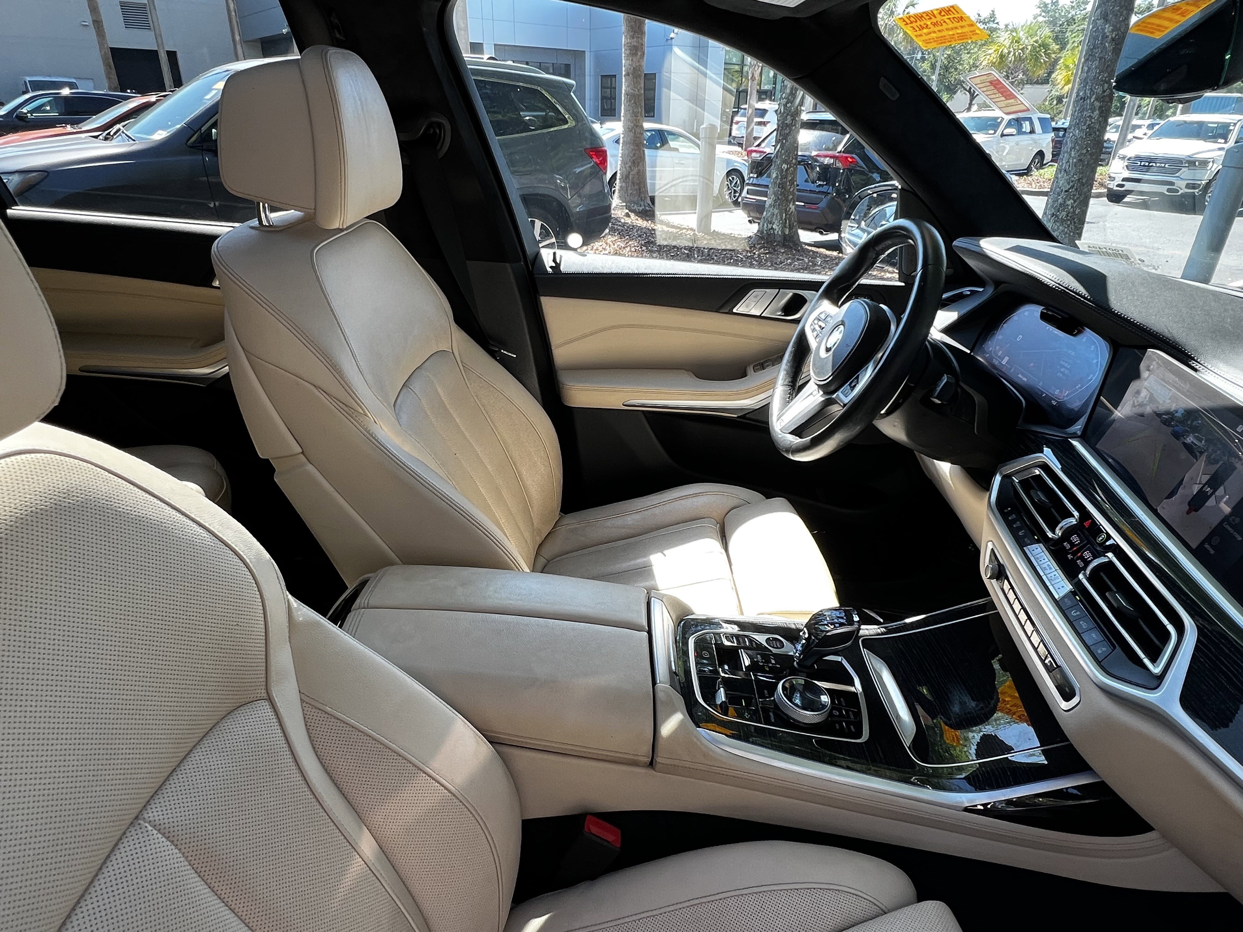 Used 2021 BMW X7 M50i AWD/4WD image 47