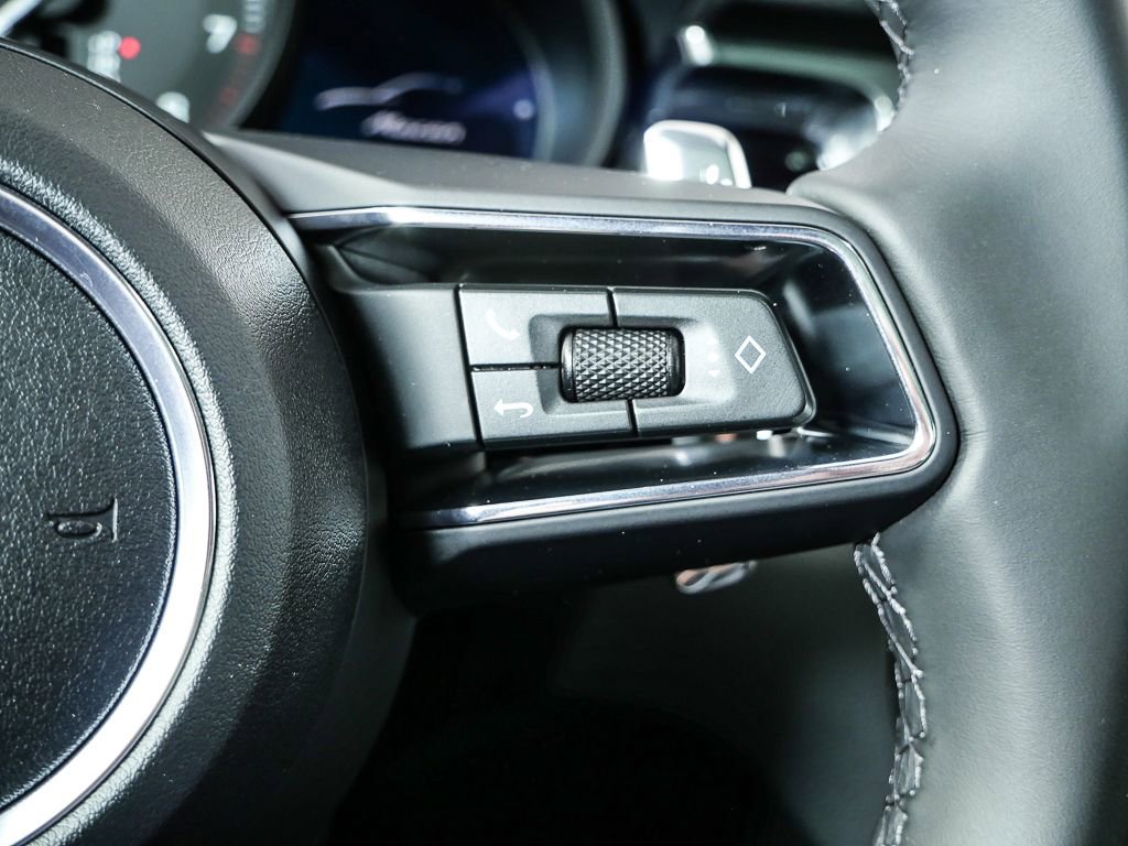 New 2026 Porsche Macan AWD/4WD image 12