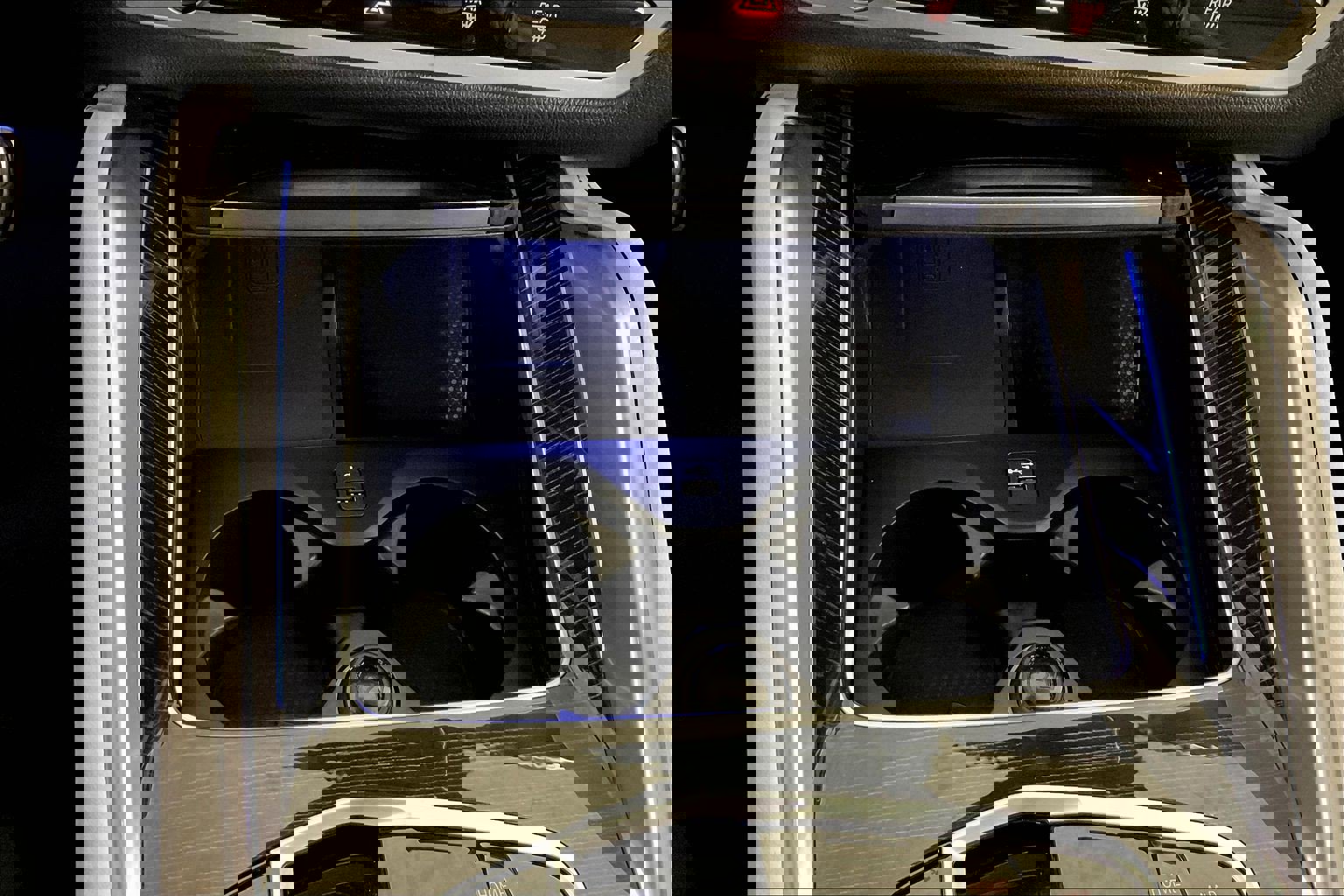 Certified 2024 BMW X6 xDrive40i w/ M Sport Professional Package image 34