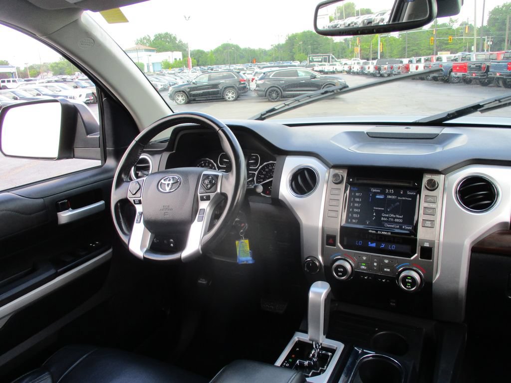 Used 2018 Toyota Tundra Limited AWD/4WD image 23
