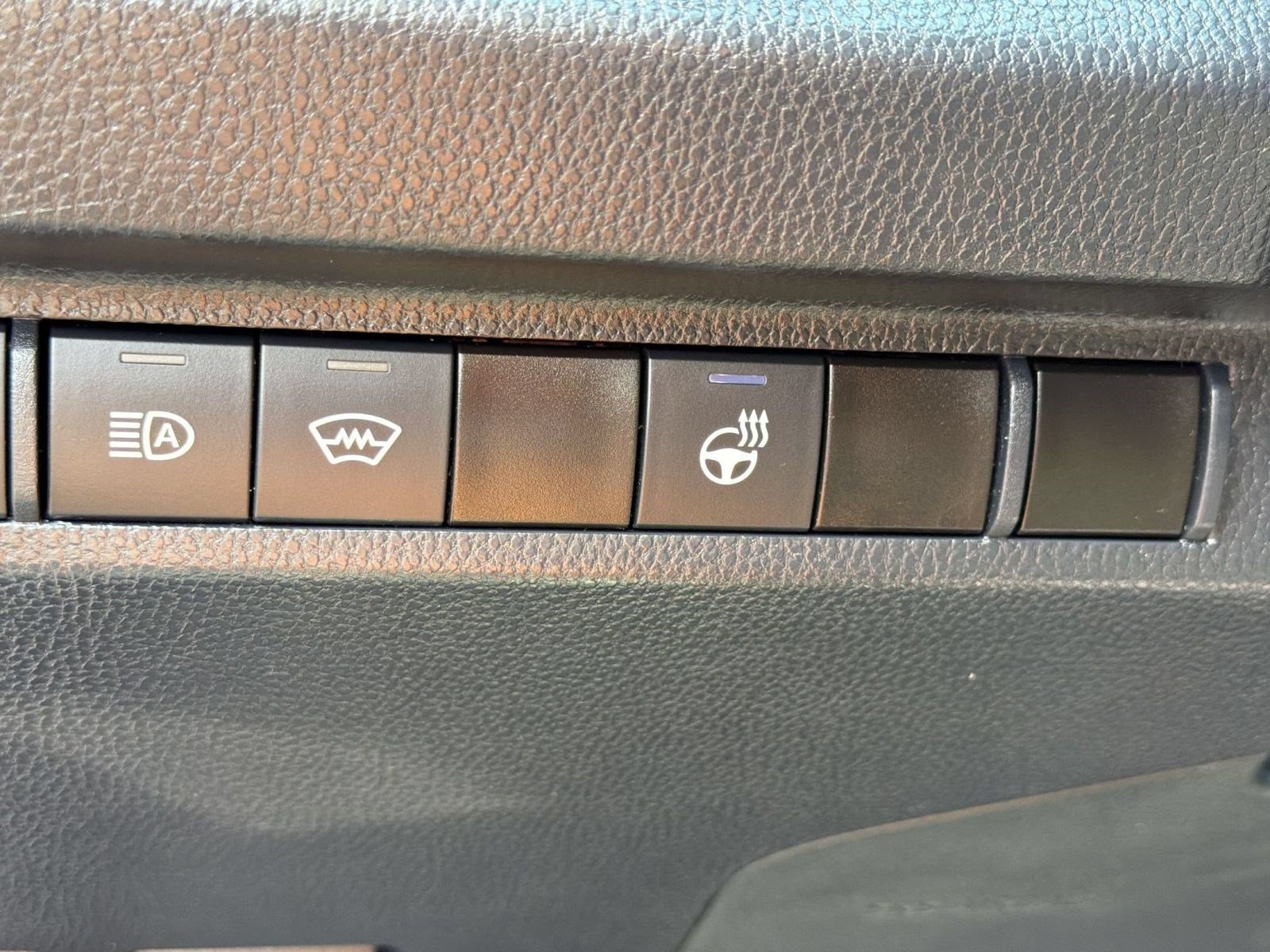 Used 2024 Toyota RAV4 XLE w/ Weather Package AWD/4WD image 19