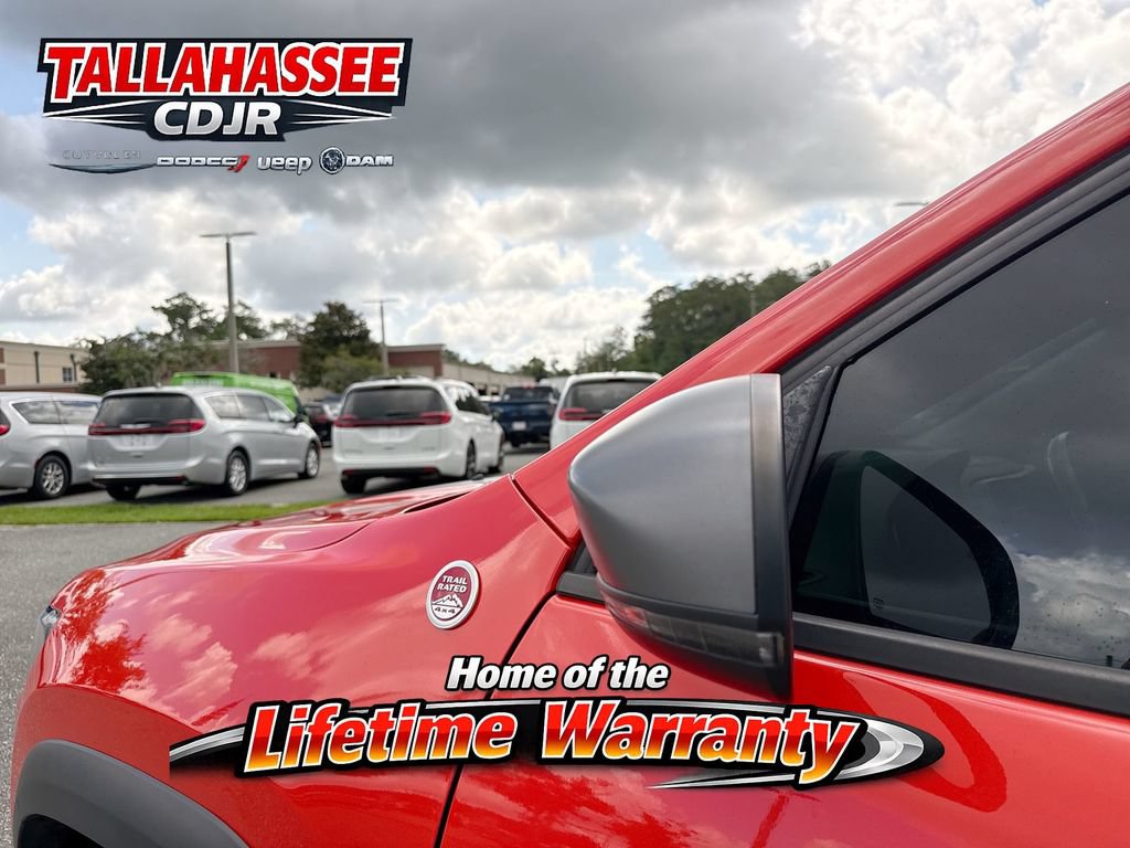 Used 2021 Jeep Cherokee Trailhawk w/ Sun, Sound & Nav Group AWD/4WD image 12