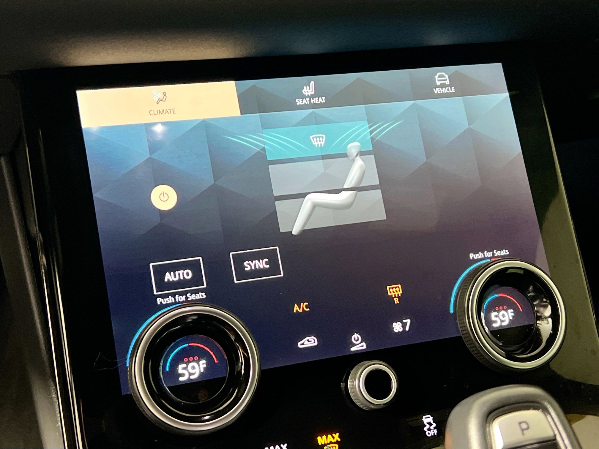 Used 2023 Land Rover Range Rover Evoque R-Dynamic SE image 27