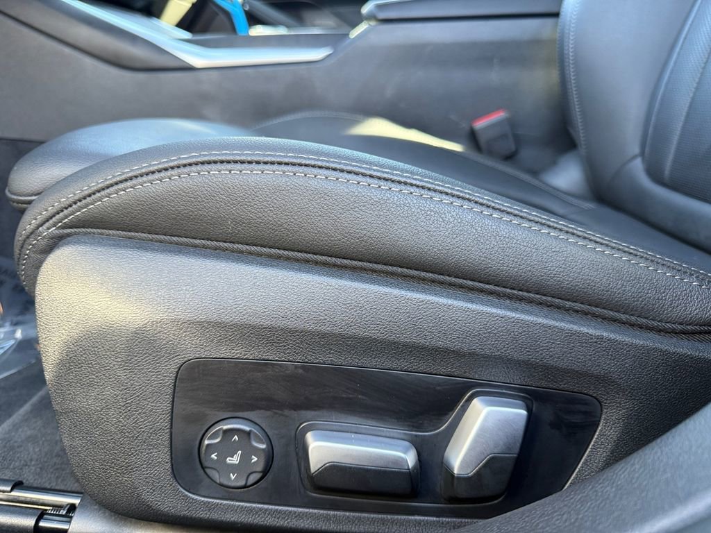 Used 2023 BMW i4 eDrive35 w/ Premium Package image 10