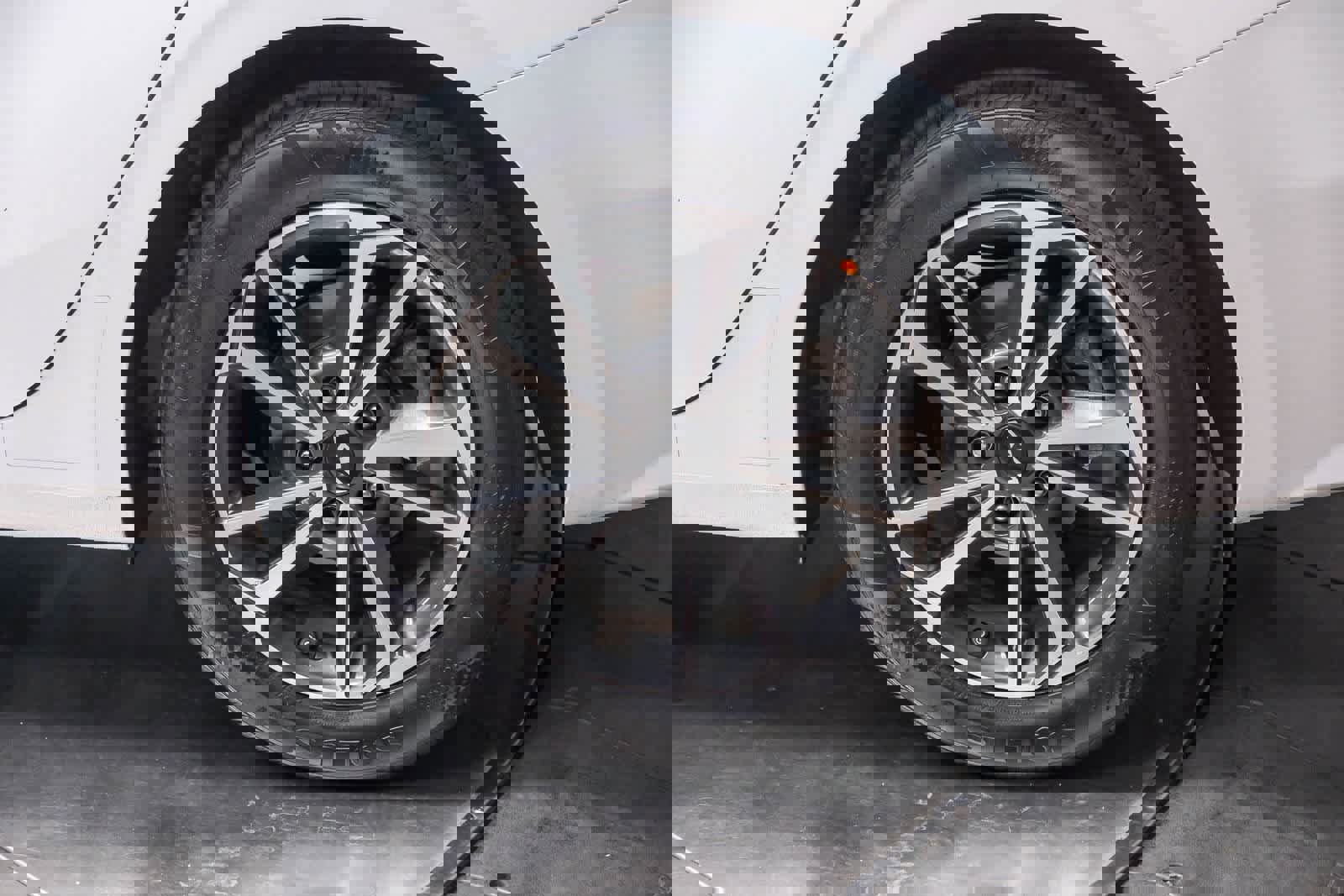 Used 2023 Kia Forte LXS w/ LXS Technology Package image 9