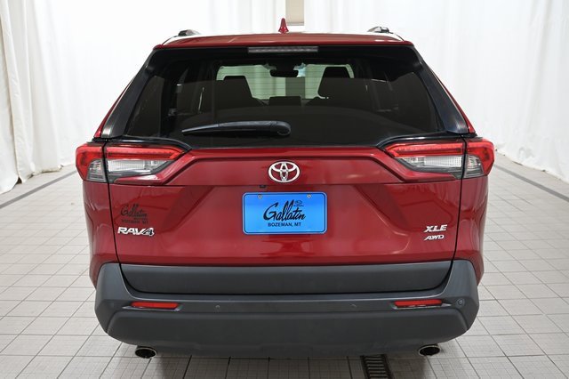 Used 2019 Toyota RAV4 XLE image 11