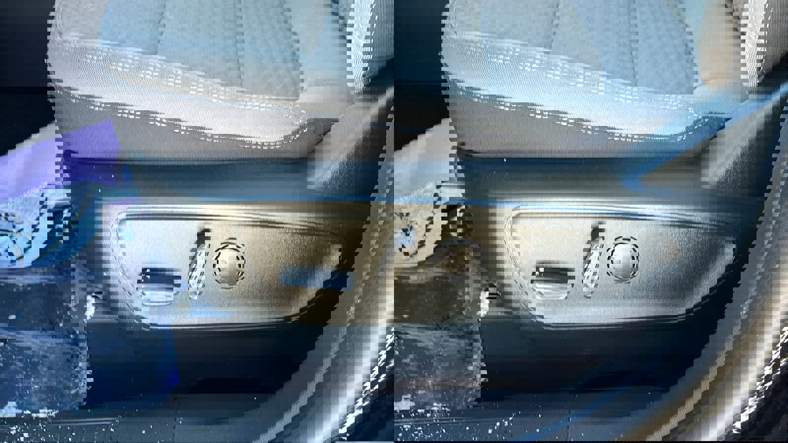 Used 2022 Ford Escape SE w/ Convenience Package image 21