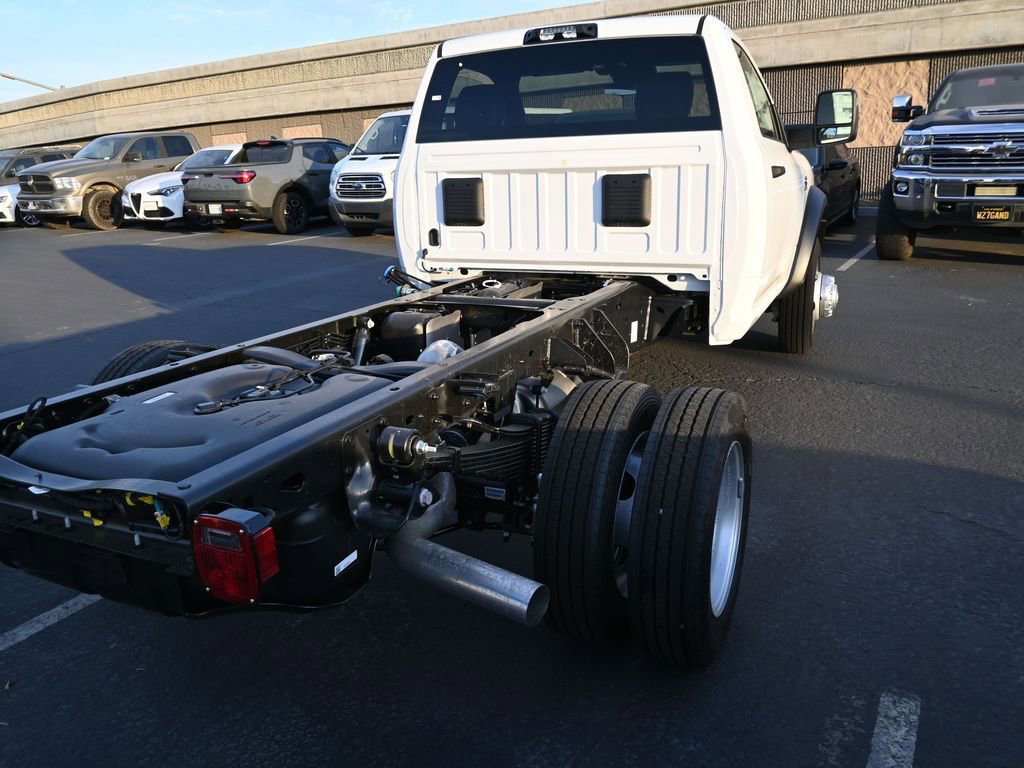 New 2025 RAM 5500 Tradesman image 9