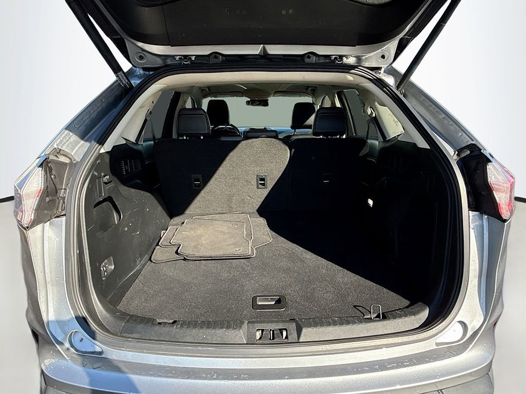 Used 2022 Ford Edge Titanium image 14