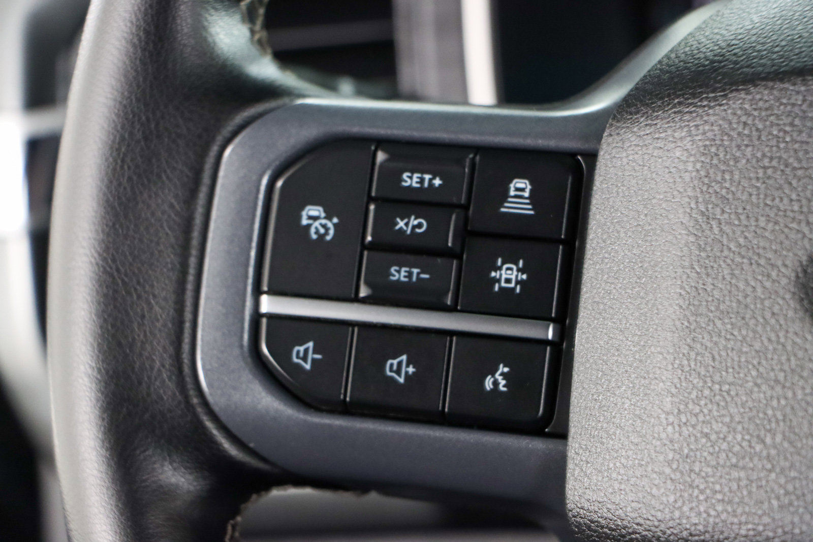 Used 2023 Ford F150 XLT w/ Equipment Group 302A High image 14