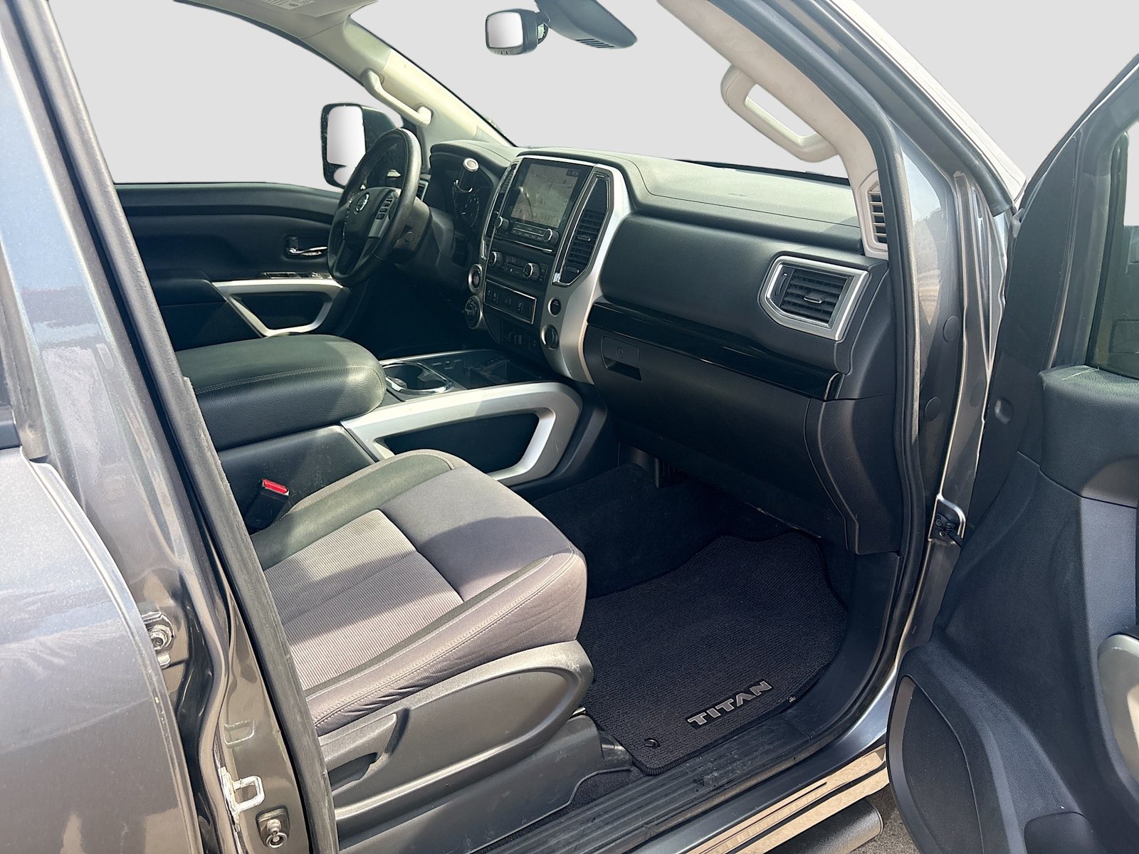 Used 2021 Nissan Titan SV w/ SV Convenience Package AWD/4WD image 28