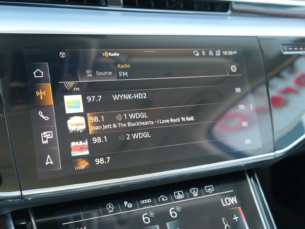 Used 2024 Audi A8 L 3.0T AWD/4WD image 34