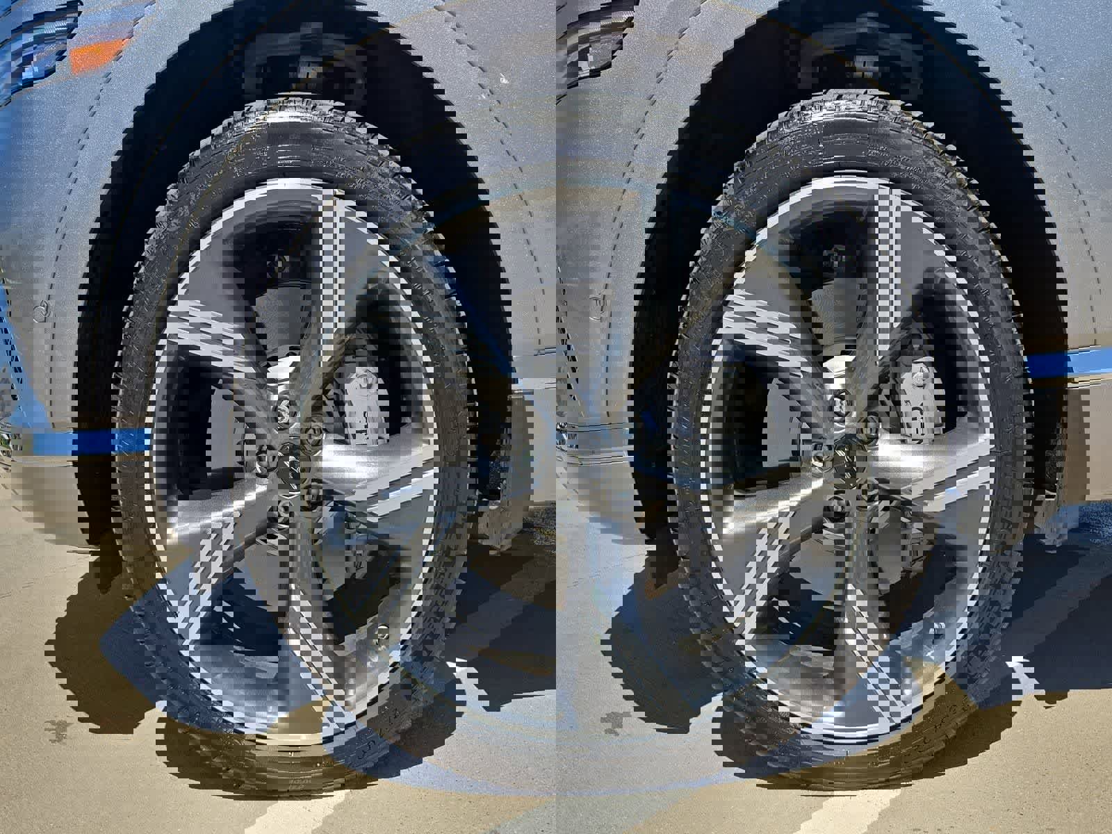 Used 2025 Genesis GV80 3.5T Prestige image 12