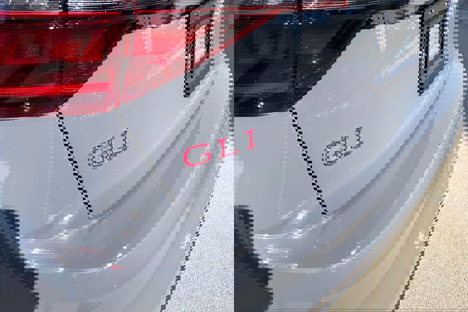 Used 2024 Volkswagen Jetta GLI Autobahn w/ GLI Black Package image 10