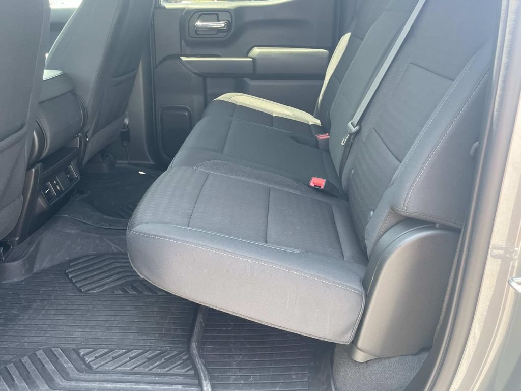 Used 2024 Chevrolet Silverado 1500 Custom Trail Boss w/ Turbomax Blackout Package AWD/4WD image 12