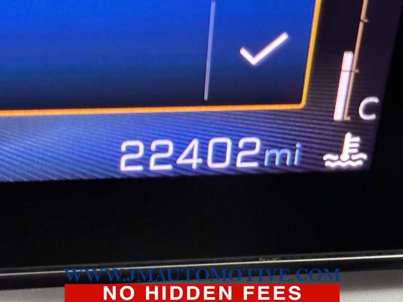 Used 2024 Chevrolet Trax LT w/ Driver Confidence Package image 21