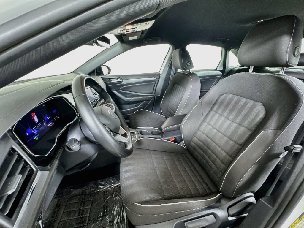 Used 2024 Volkswagen Jetta Sport FWD image 19