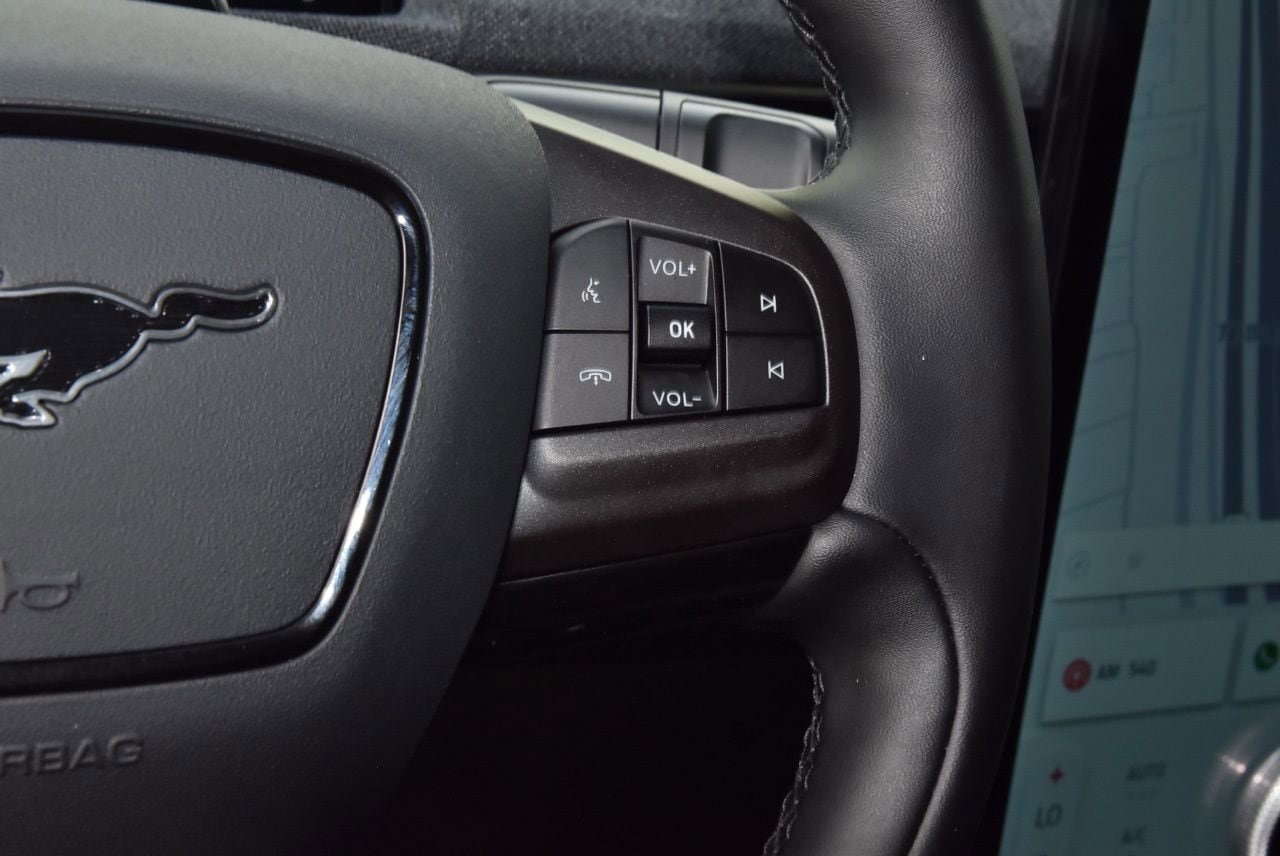 Certified 2025 Ford Mustang Mach-E Premium image 24