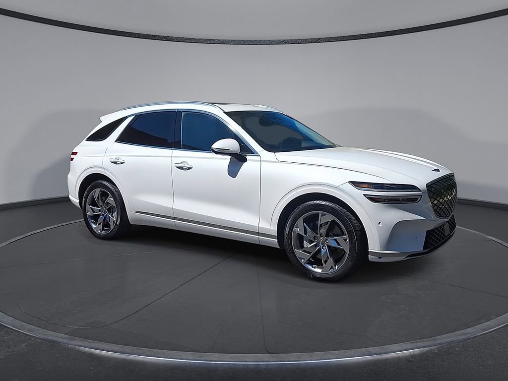 Used 2025 Genesis Electrified GV70 AWD/4WD image 6