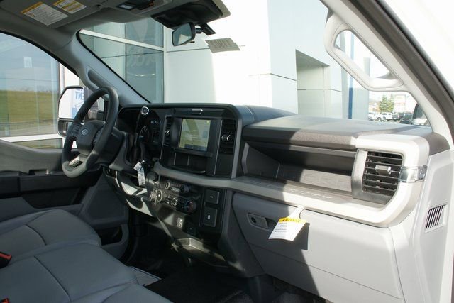 New 2026 Ford F250 XL w/ F-250 >10K GVWR Package image 28