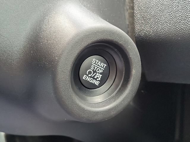 Used 2023 RAM ProMaster 2500 FWD image 25