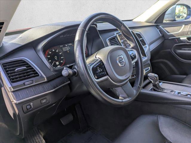 Used 2020 Volvo XC90 T5 Momentum image 10