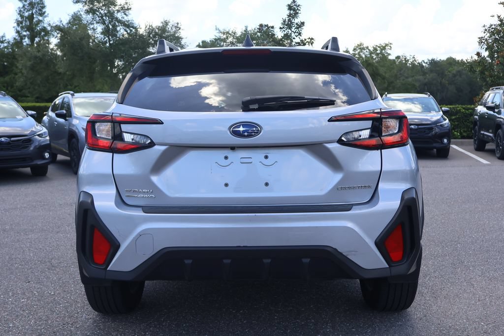 Used 2024 Subaru Crosstrek 2.0i Premium AWD/4WD image 8