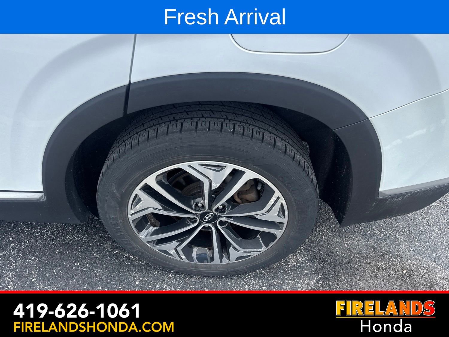 Used 2019 Hyundai Santa Fe Limited FWD image 13