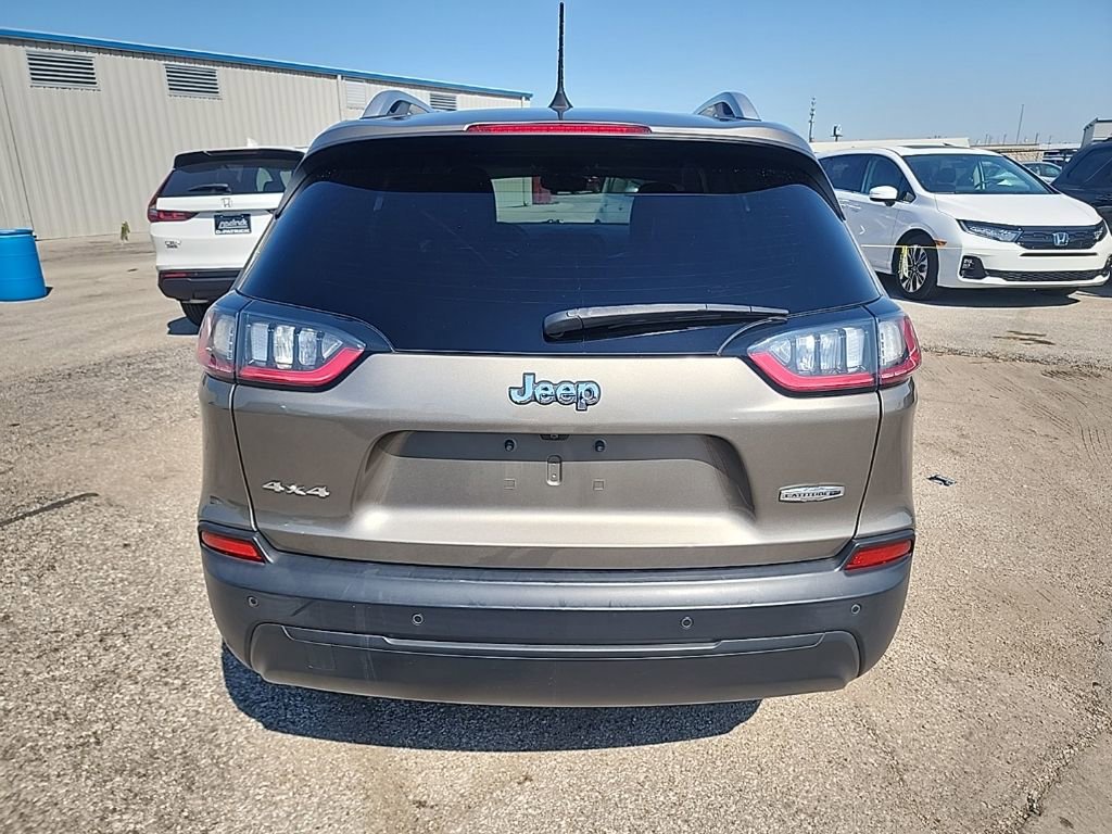 Used 2020 Jeep Cherokee Latitude Plus w/ Comfort/Convenience Group image 6