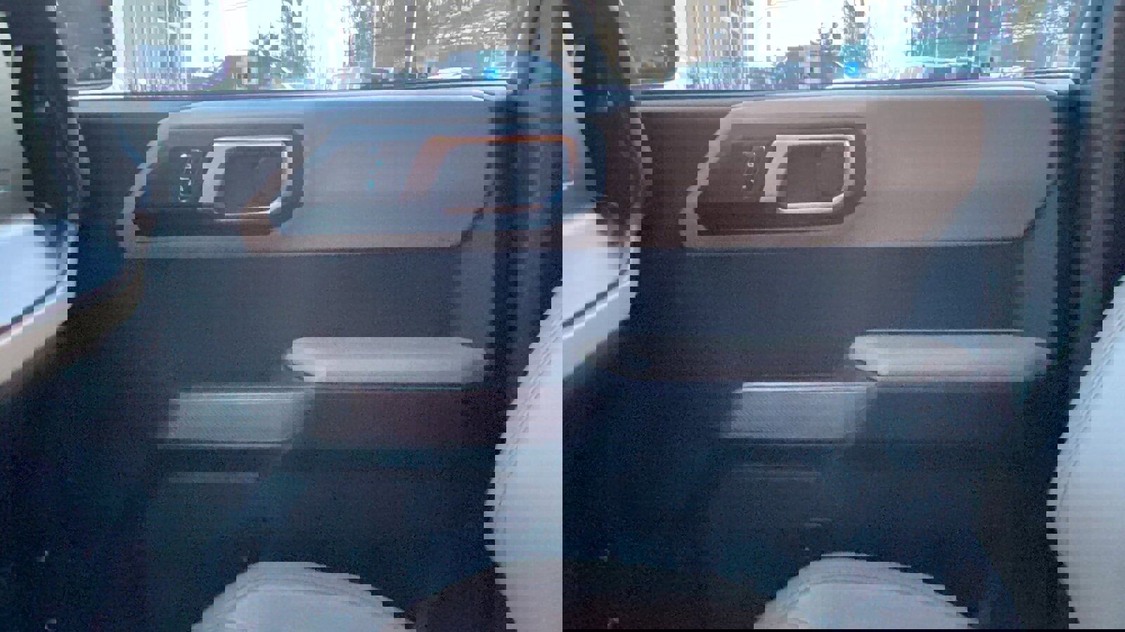 Used 2022 Ford Bronco Wildtrak image 17