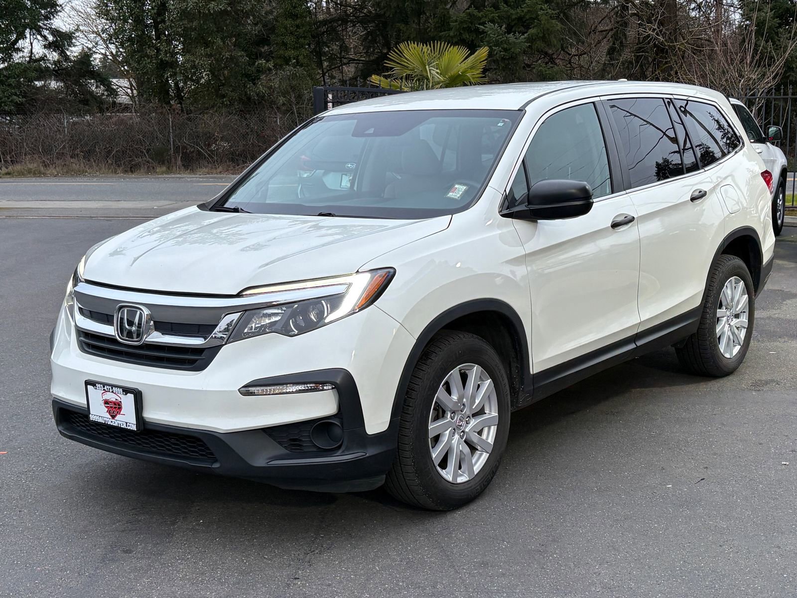Used 2019 Honda Pilot LX image 3