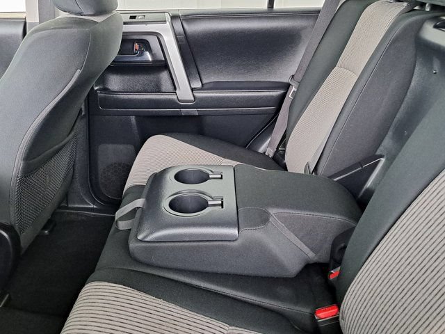 Used 2024 Toyota 4Runner SR5 AWD/4WD image 30