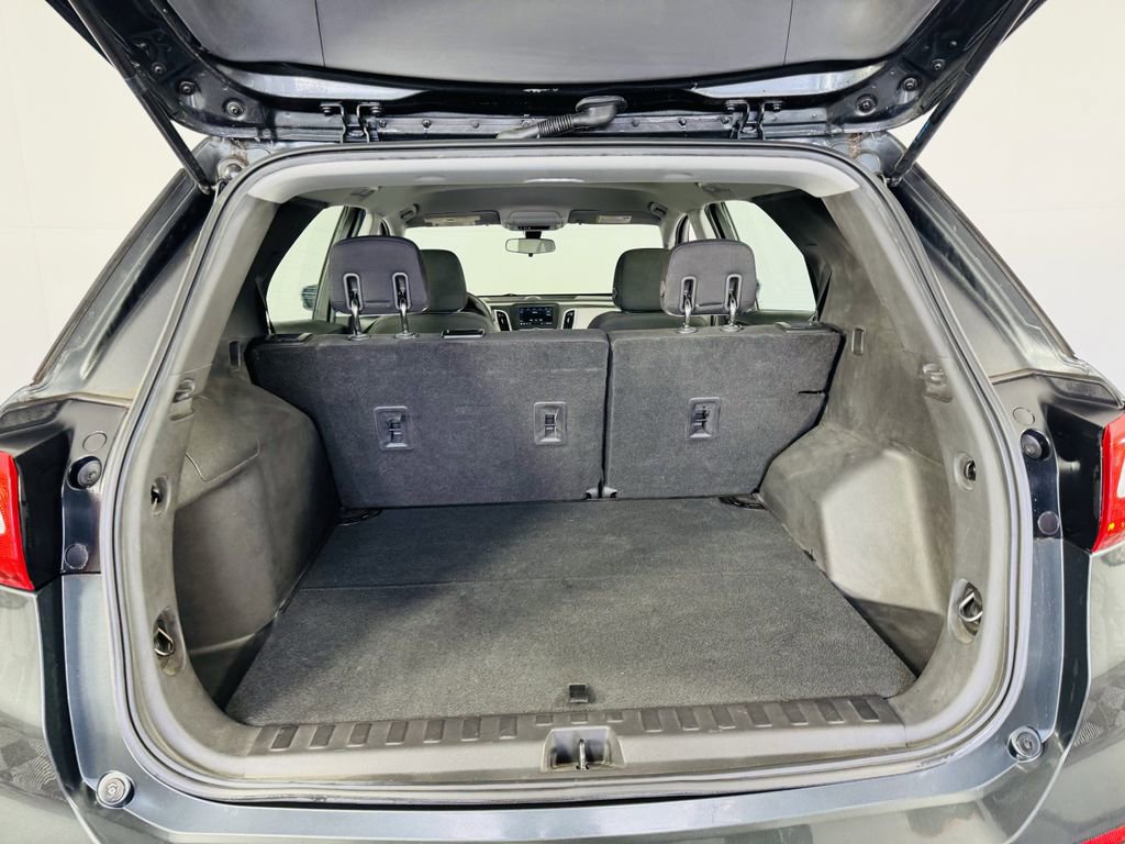 Used 2019 Chevrolet Equinox LS FWD image 16